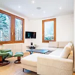 Primerose - Historic - Garden - - 5 Bedrooms - Mont-blanc Views Chamonix