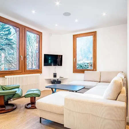 Primerose - Historic - Garden - - 5 Bedrooms - Mont-blanc Views シャモニー