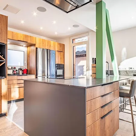 Primerose - Historic - Garden - - 5 Bedrooms - Mont-blanc Views