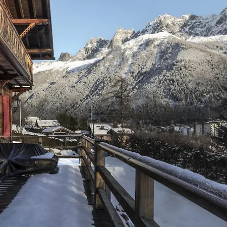 Primerose - Historic - Garden - - 5 Bedrooms - Mont-blanc Views Σαμονί