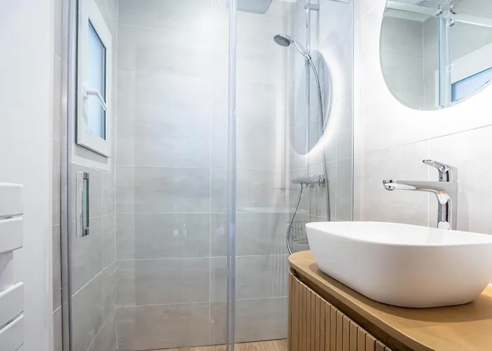 Primerose - Historic - Garden - - 5 Bedrooms - Mont-blanc Views * Σαμονί