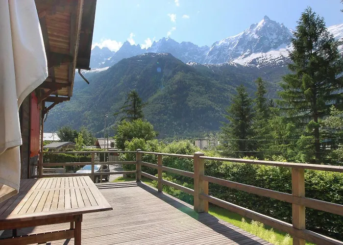 Chalet Primerose - Historic - Garden - - 5 Bedrooms - Mont-blanc Views